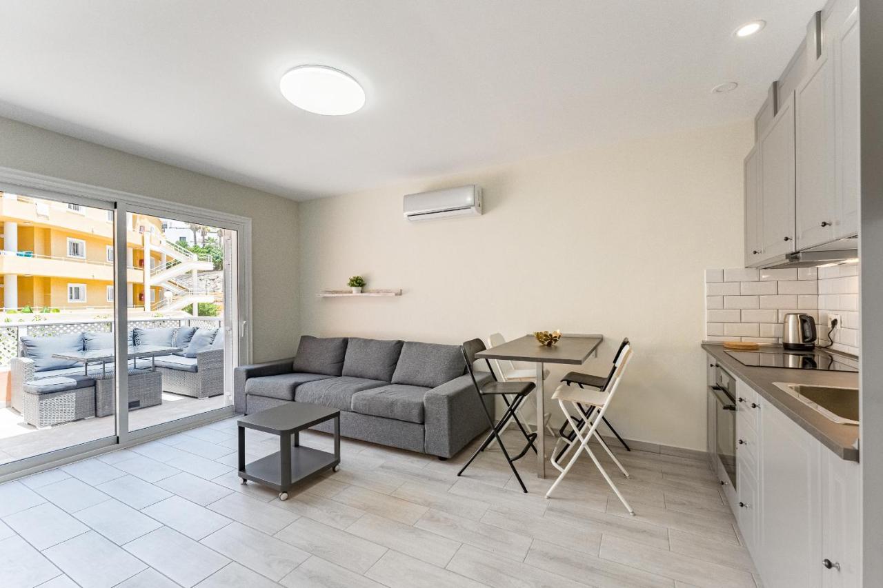 Apartment In The Orlando Complex アデヘ エクステリア 写真