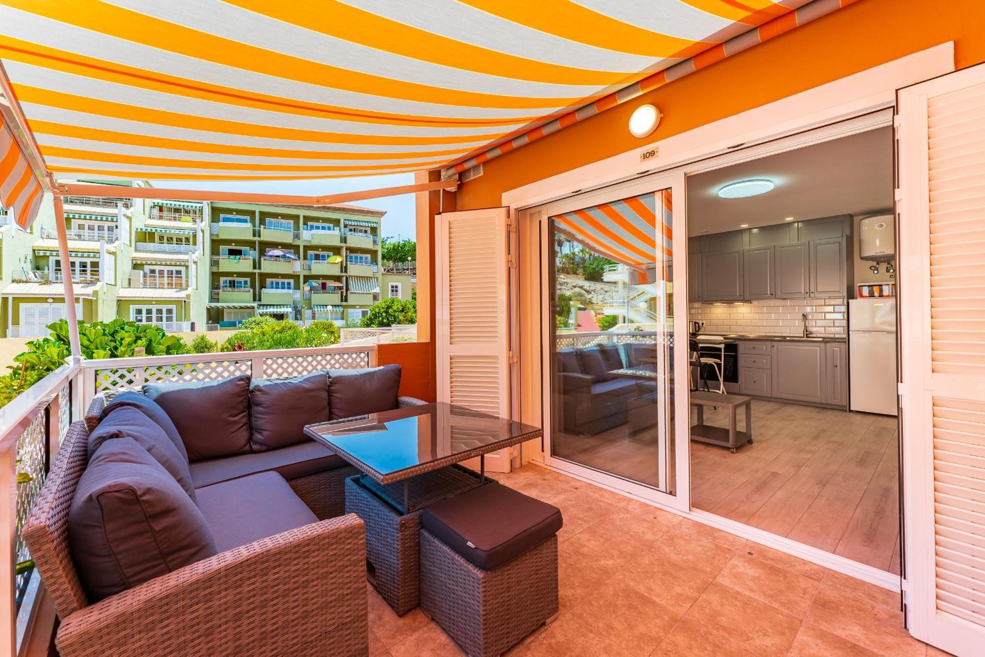 Apartment In The Orlando Complex アデヘ エクステリア 写真